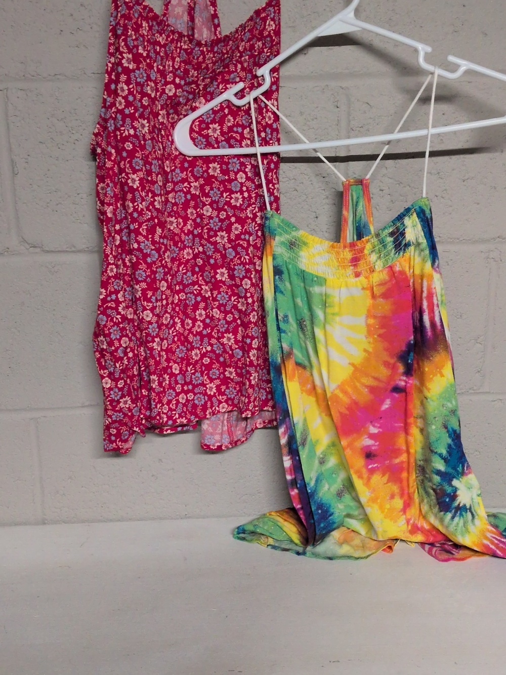 No Boundaries Bundle of Plus Size 3X Summer Flowy Tank Tops, NWT - Picture 2 of 9